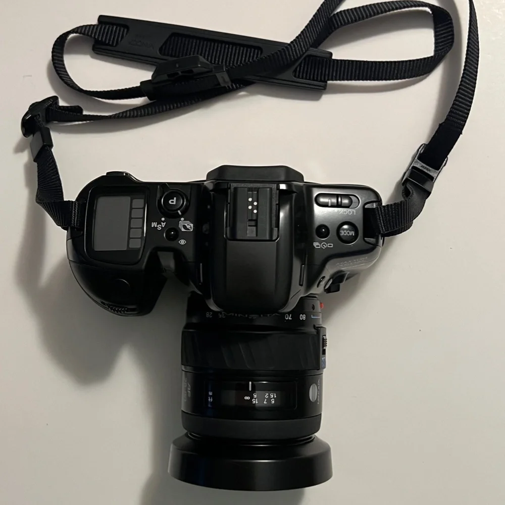 MINOLTA MAXXUM 450si 35mm Film Camera with Vivitar 75-205mm Zoom Camera Lens - Picture 2 of 10